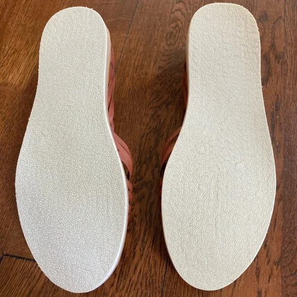 Bottomless Tan Leather Huarache Sandals - Picture 5 of 7